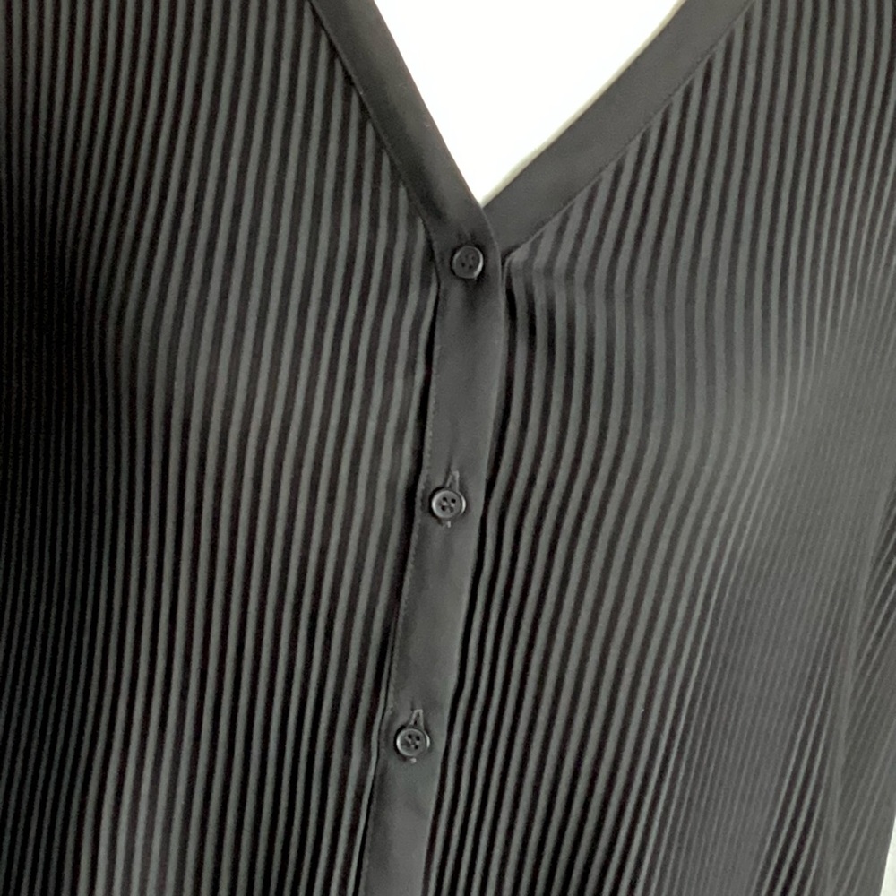 \Pleione\ Plisse Pleated Blouse - Picture 5 of 15